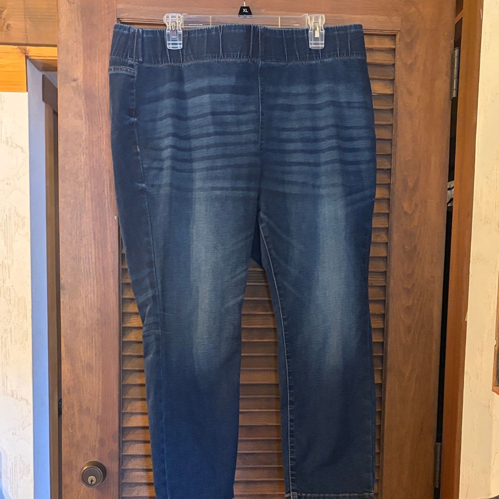 Simply Vera Vera Wang Dark Blue Jeggings